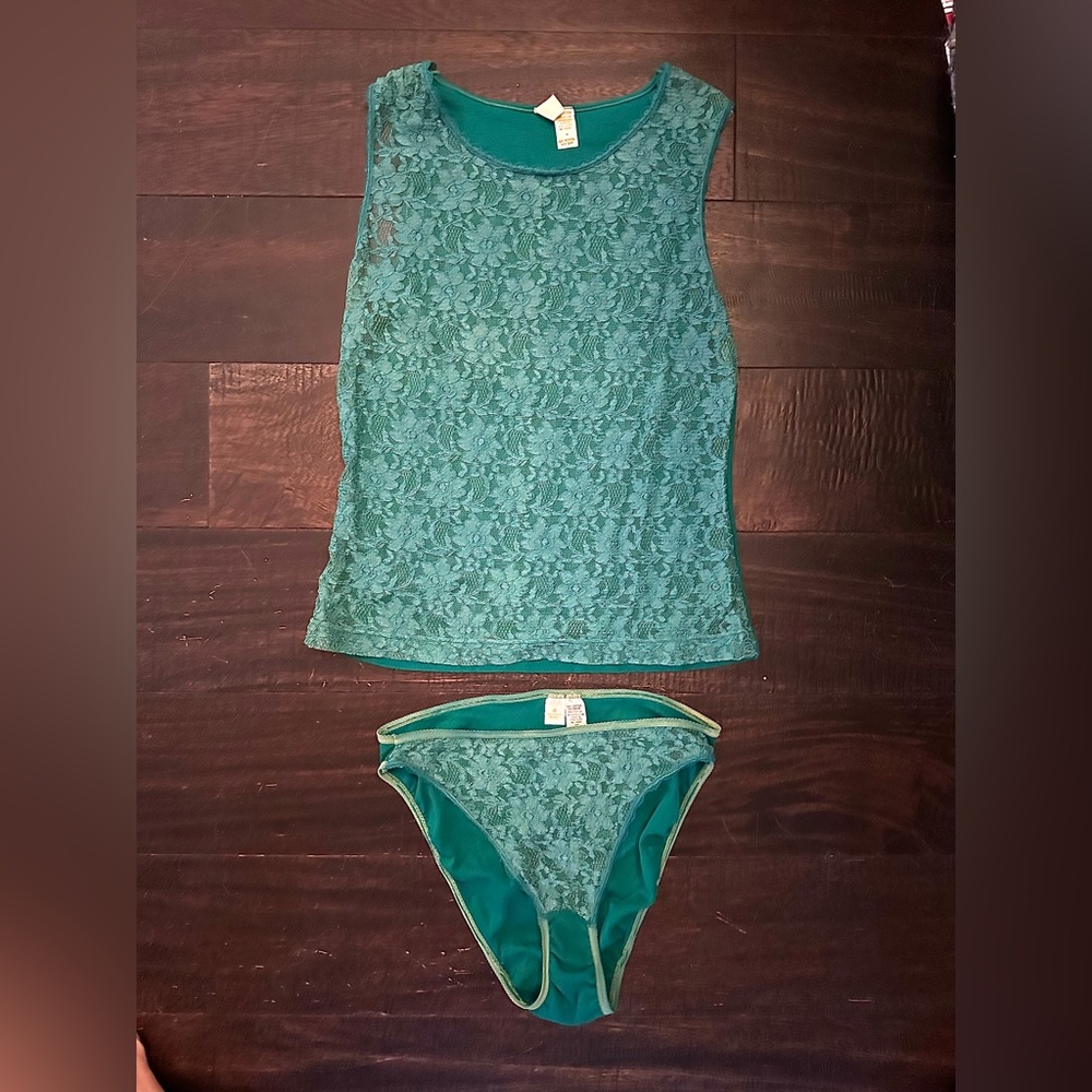 Emerald Green Vintage Four Piece VS Set